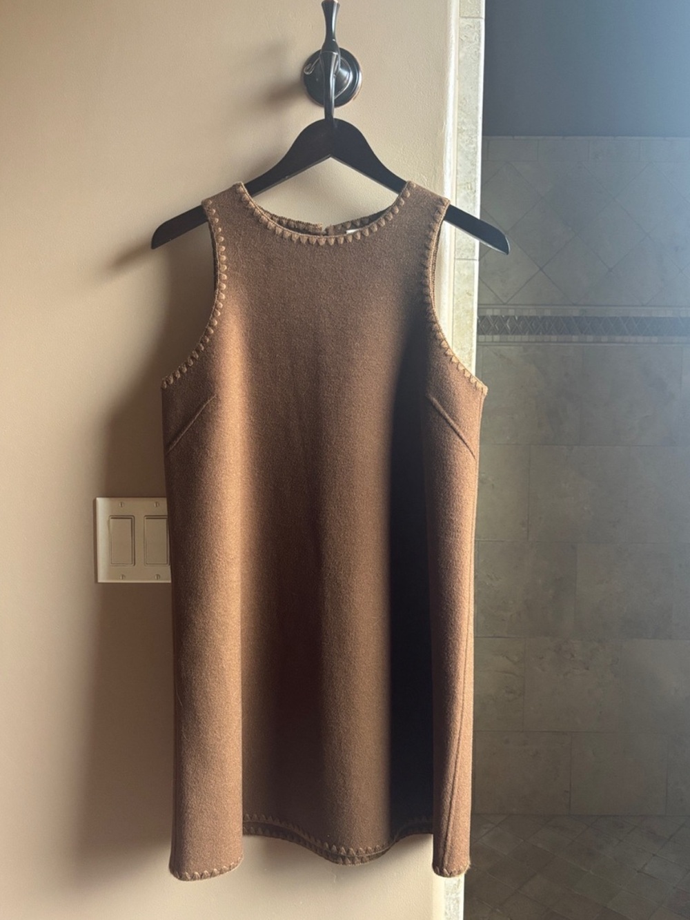 Sezane - Picture 2 of 4